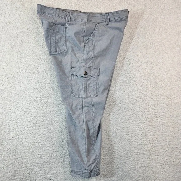Eddie Bauer Womens 18 Gray Cargo Capri Pants Ripstop Stretch Hiking Crop Pants - Picture 12 of 13
